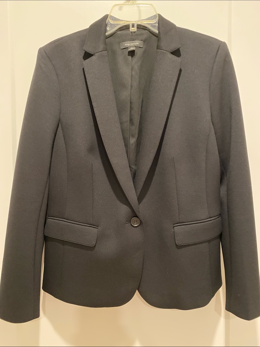 Ann Taylor Black Single-Button Tailored Stretch Blazer